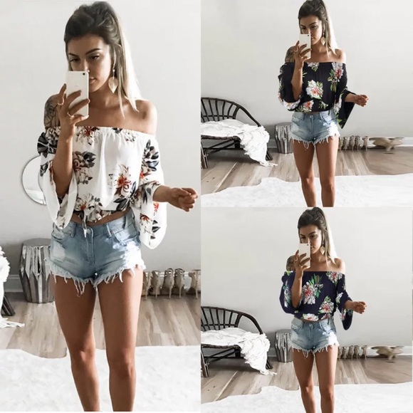 Tops - Long sleeve floral open shoulder top